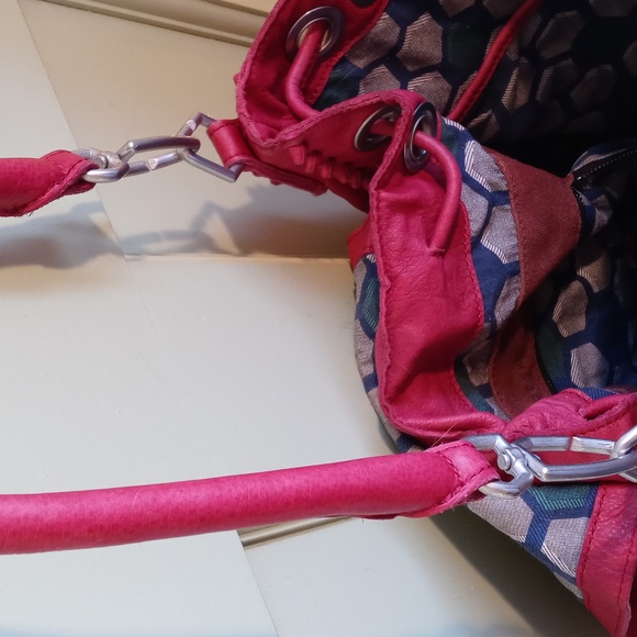 Women's Liebeskind Berlin red leather backpack shoulder bag purse handbag - Picture 6 of 16